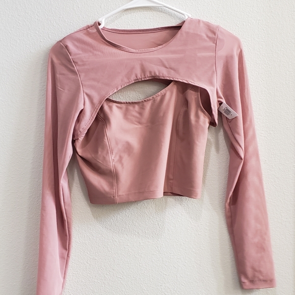 Old Navy crop tank, mesh attachedonv sleeved, size xs NWT - Picture 3 of 3